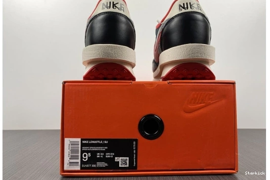 University Undercover LD sacai Red Nike DJ4877-300 Waffle 0319